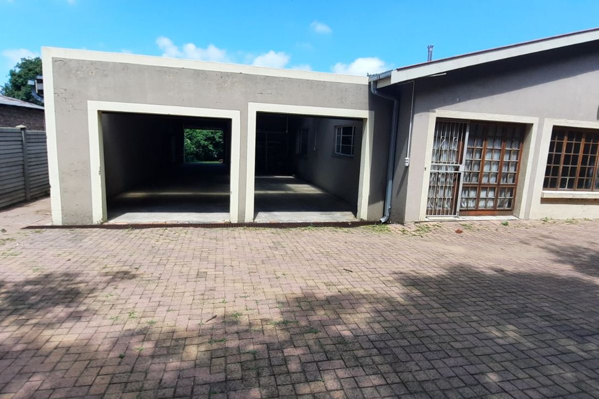 House For Sale in Ermelo Central - Photo 2