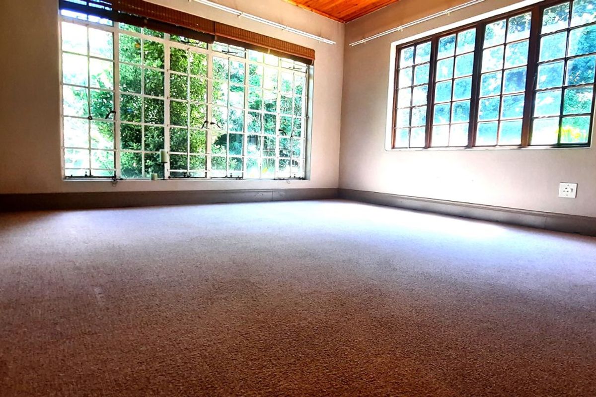 House For Sale in Ermelo Central - Photo 5