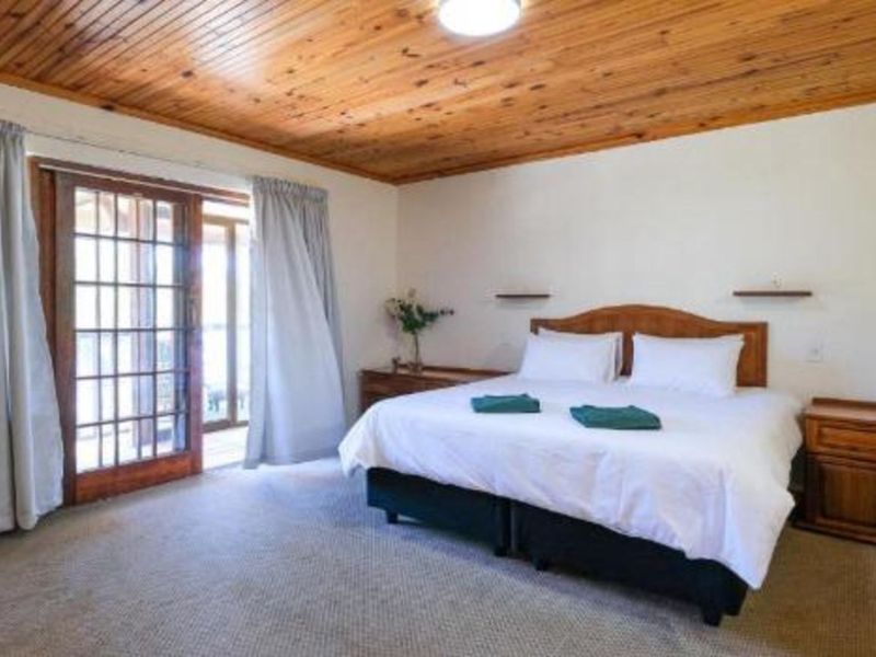 House For Sale in The Island - Photo 10