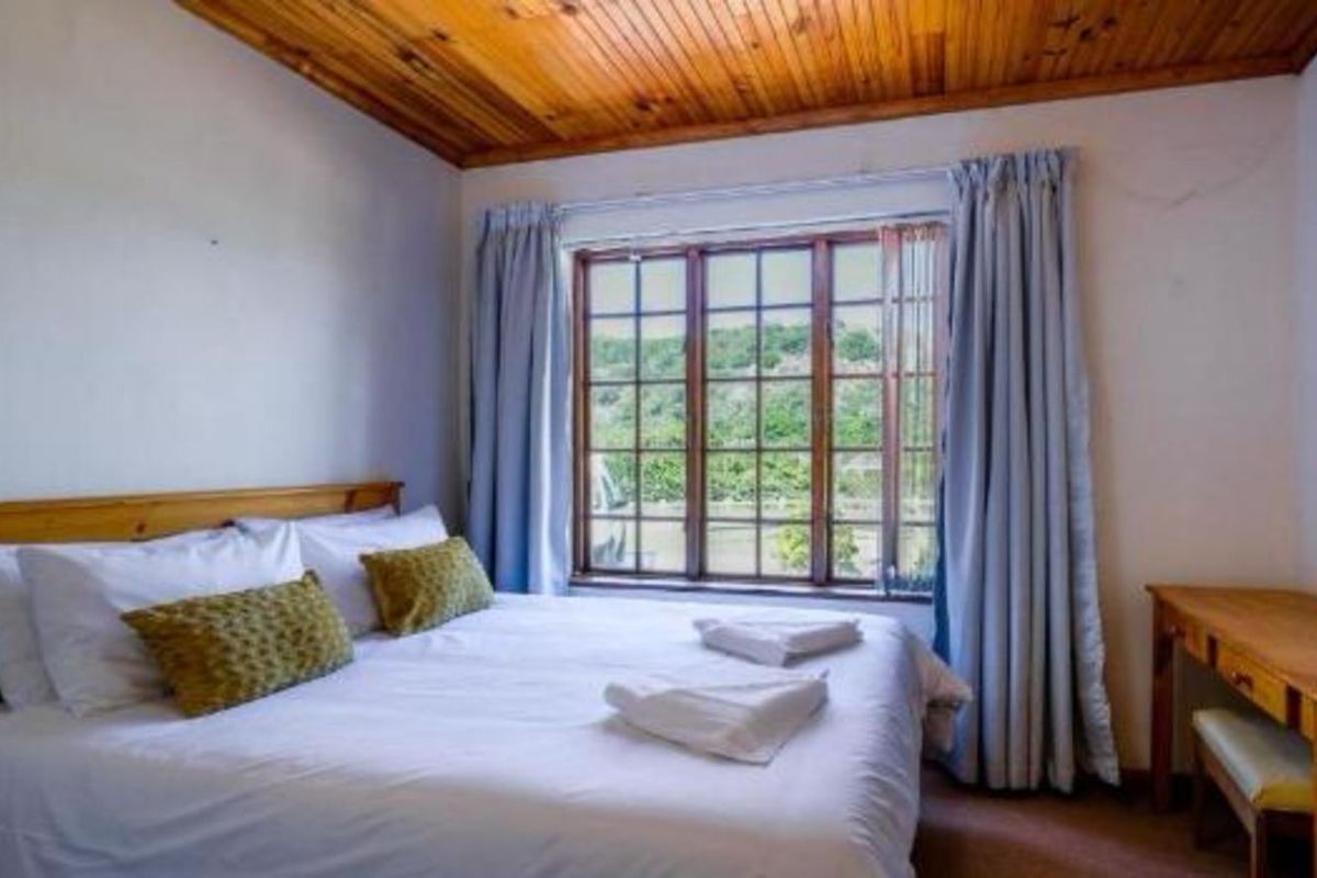 House For Sale in The Island - Photo 5