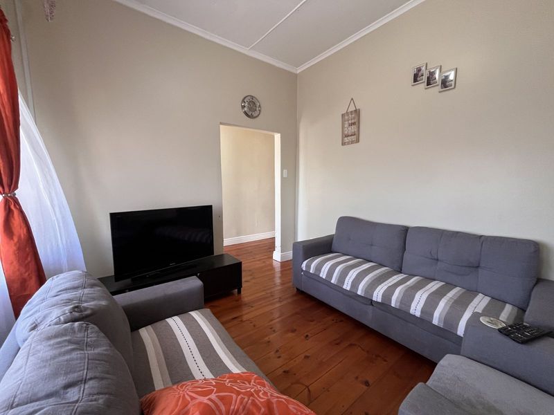 House For Sale in Korsten - Photo 9