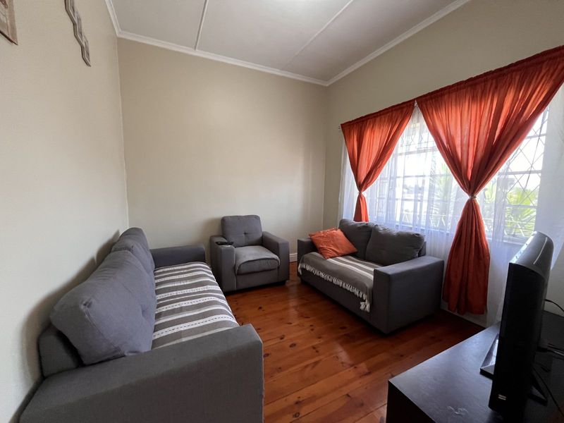 House For Sale in Korsten - Photo 8