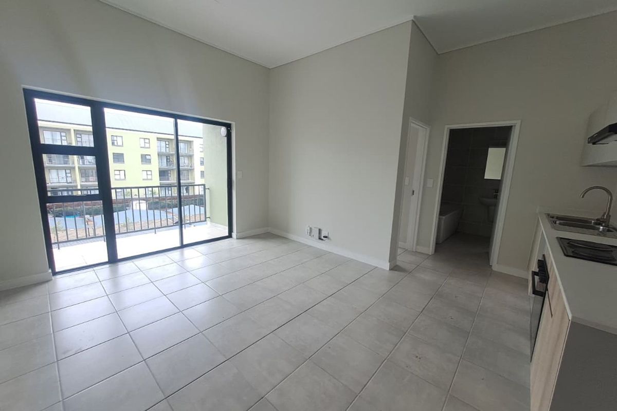 Apartment To Rent in Mooikloof - Photo 2