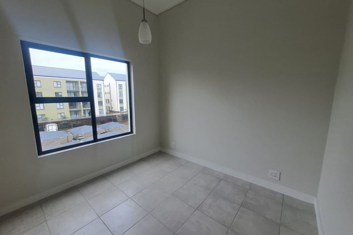 Apartment To Rent in Mooikloof - Photo 4