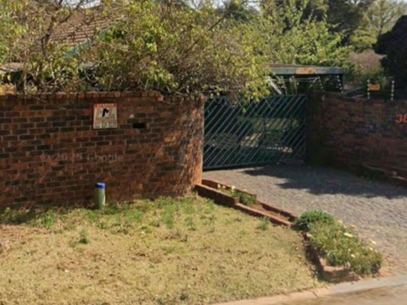 House For Sale in Norkem Park - Photo 3