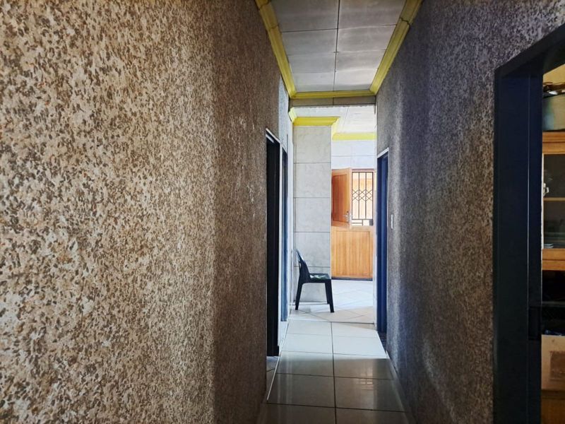 House For Sale in Mamelodi - Photo 9