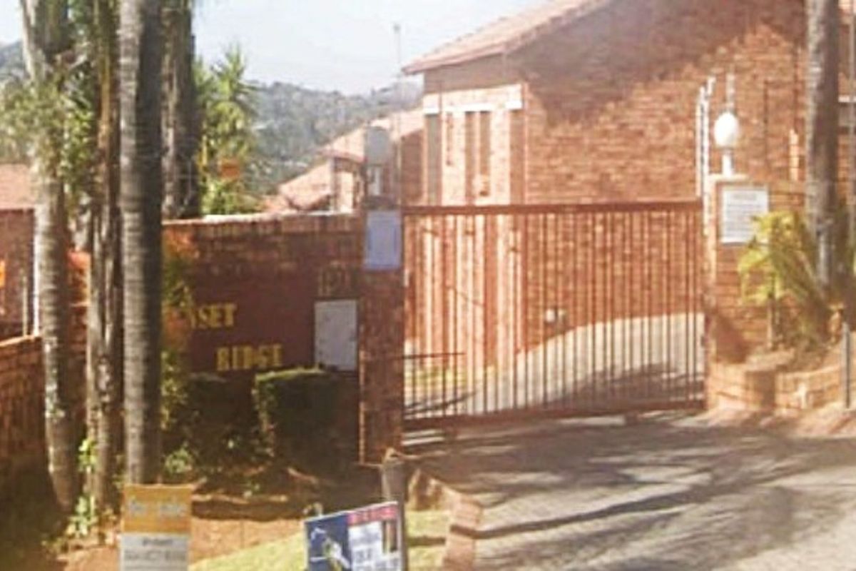 Apartment For Sale in Rangeview - Photo 2