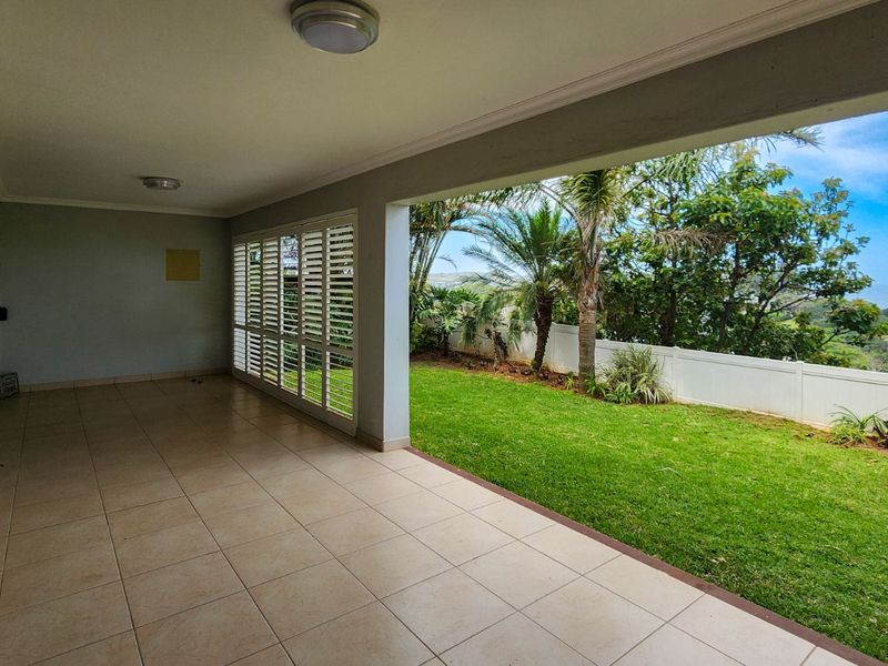 Townhouse For Sale in Sheffield Beach - Photo 5