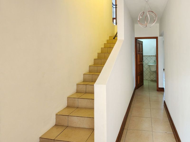 Townhouse For Sale in Sheffield Beach - Photo 10