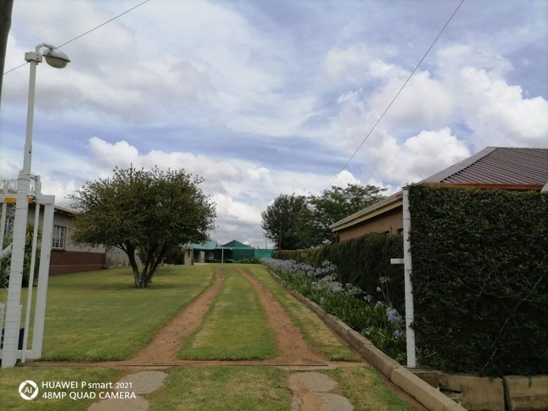 House For Sale in Marquard Central - Photo 3