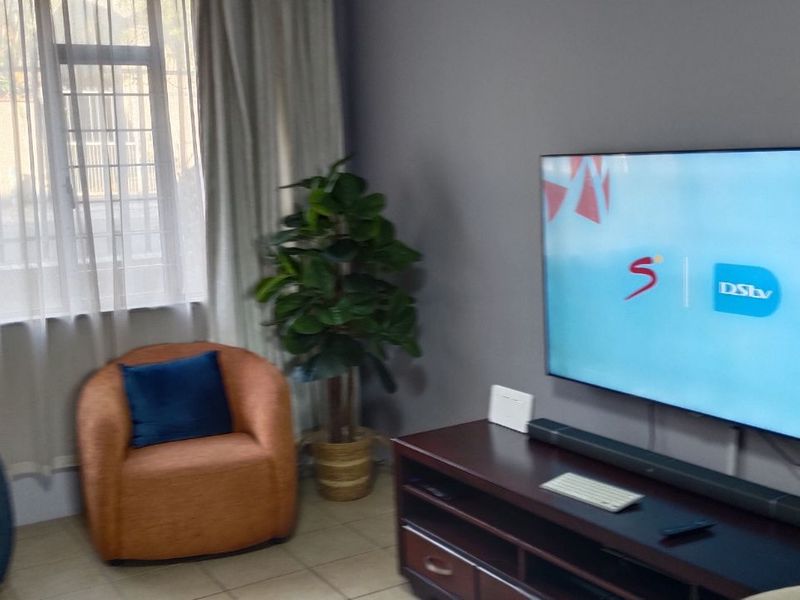 Apartment For Sale in Musgrave - Photo 4