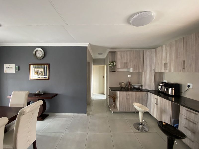 House For Sale in Madiba Park - Photo 9