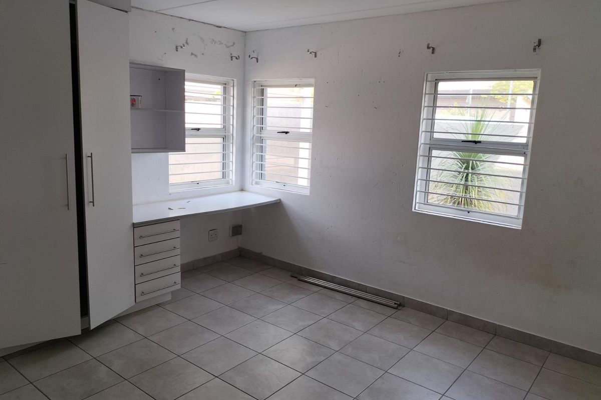 Apartment To Rent in Brixton - Photo 4