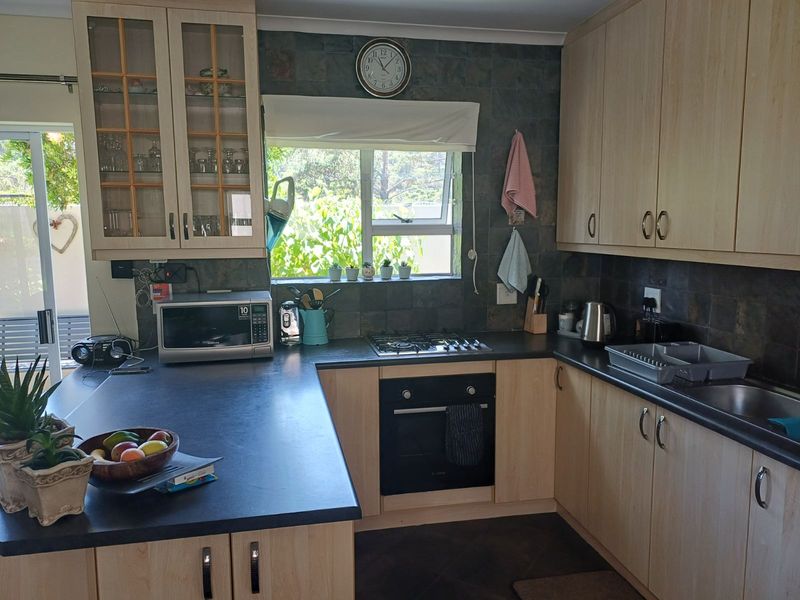 Townhouse For Sale in Montage - Photo 7