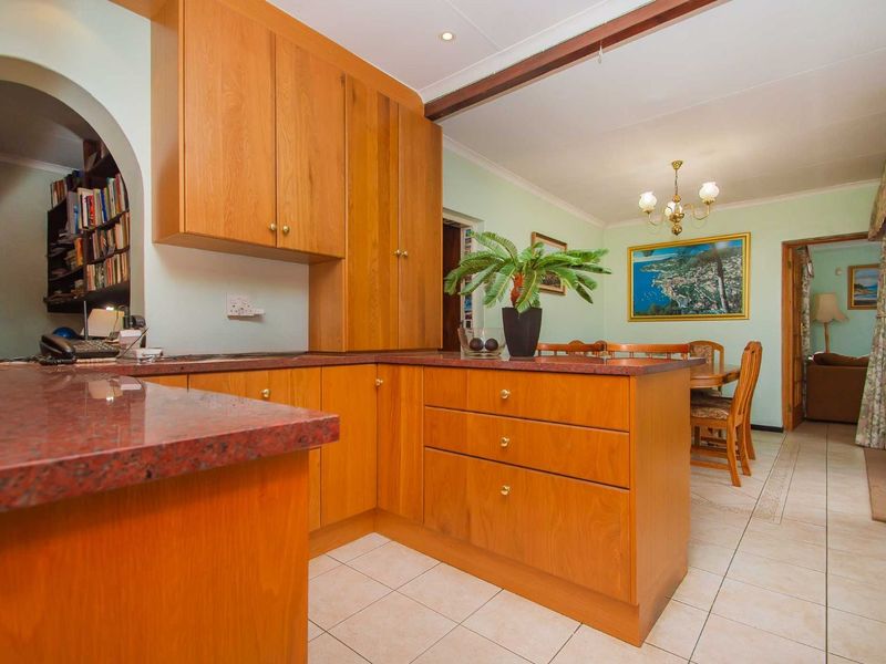 House For Sale in Weltevreden Park - Photo 7