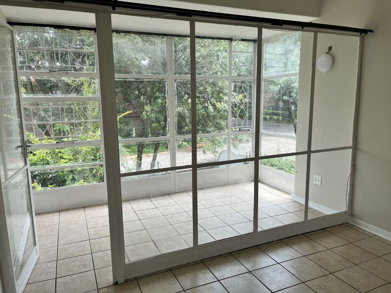 Apartment For Sale in Windsor East - Photo 4