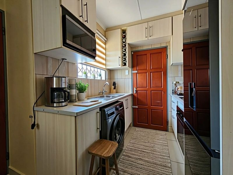 House For Sale in Riverside View - Photo 6