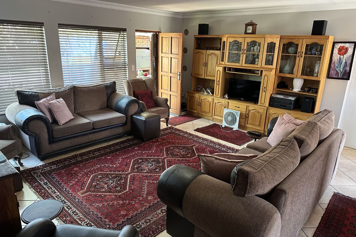 Townhouse For Sale in Montana Tuine - Photo 4