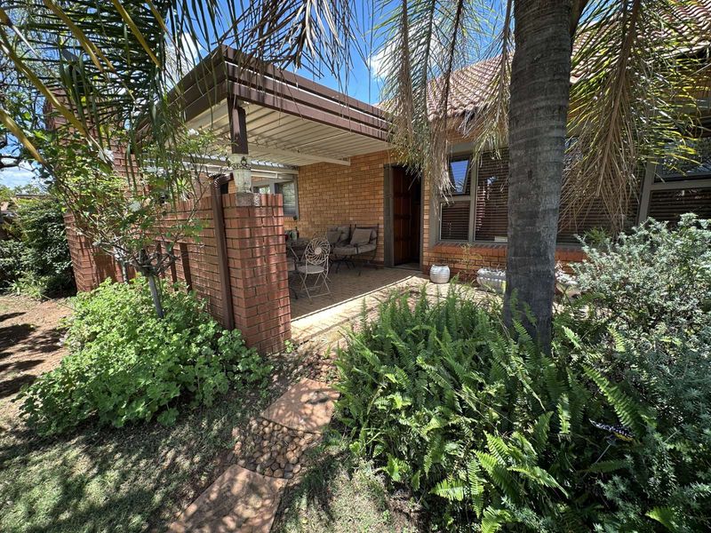 Townhouse For Sale in Montana Tuine - Photo 3