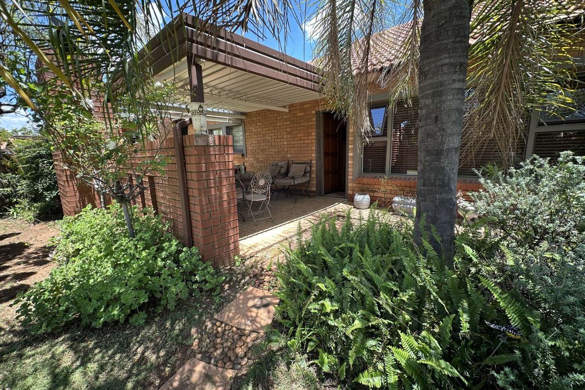 Townhouse For Sale in Montana Tuine - Photo 3