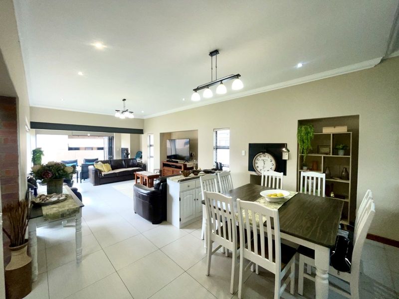 House For Sale in Midstream Ridge Estate - Photo 2