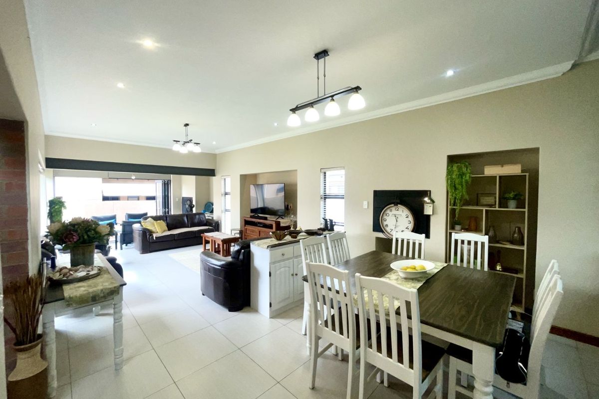 House For Sale in Midstream Ridge Estate - Photo 2