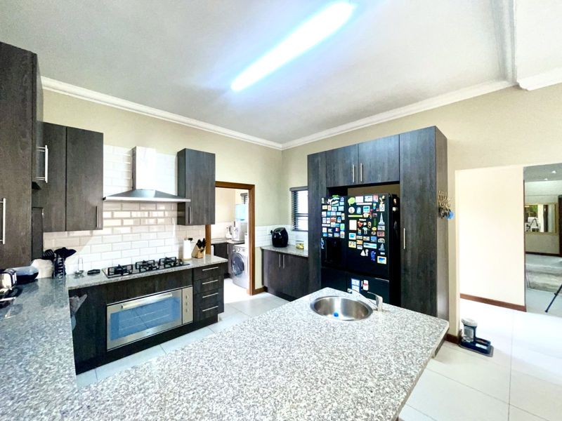 House For Sale in Midstream Ridge Estate - Photo 7