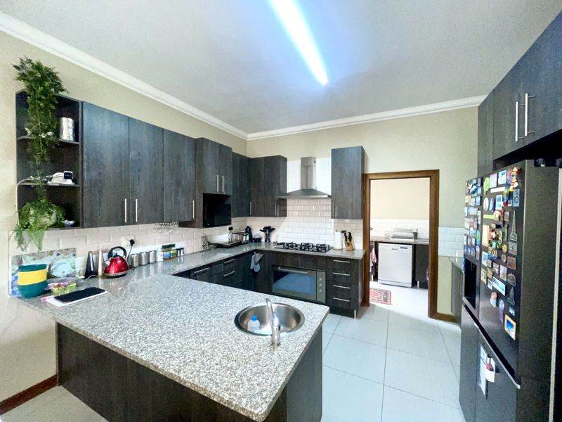 House For Sale in Midstream Ridge Estate - Photo 8