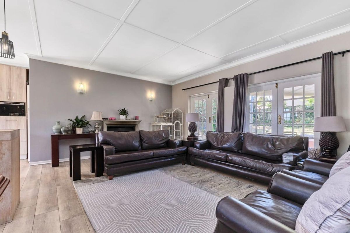 House For Sale in Parkmore - Photo 4