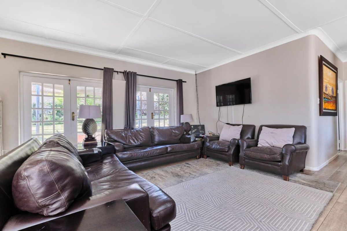 House For Sale in Parkmore - Photo 5