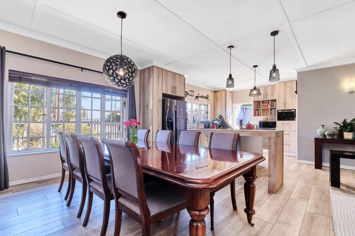 House For Sale in Parkmore - Photo 3