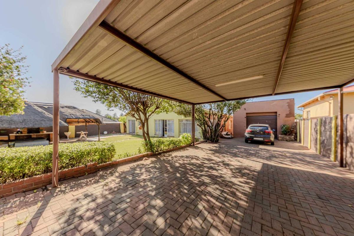 House For Sale in Discovery - Photo 3