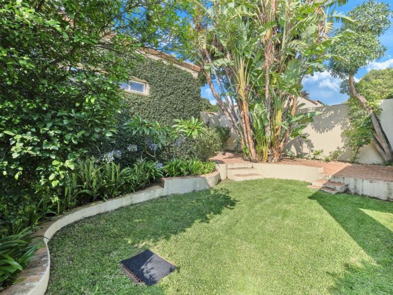 Townhouse For Sale in Bryanston - Photo 2