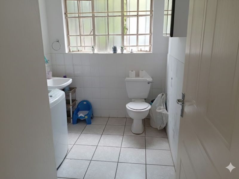 House For Sale in Greymont - Photo 9