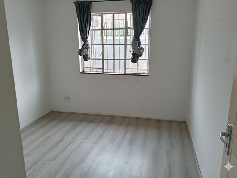 House For Sale in Greymont - Photo 6