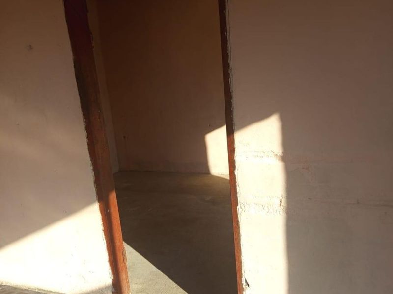 House For Sale in Hammanskraal Central - Photo 4