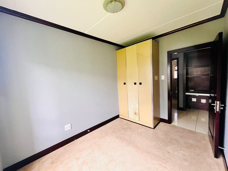 Apartment For Sale in Craigavon - Photo 8