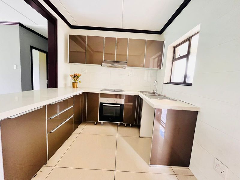 Apartment For Sale in Craigavon - Photo 2