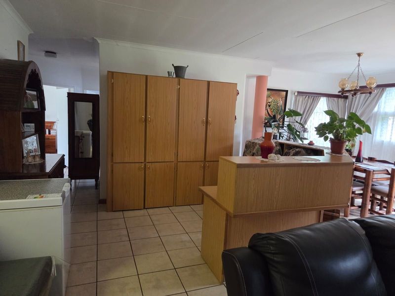 House For Sale in Flora Park - Photo 10