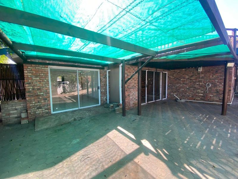 House For Sale in Reebok - Photo 8