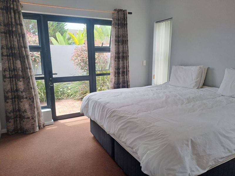 House To Rent in Blue Mountain Village - Photo 8