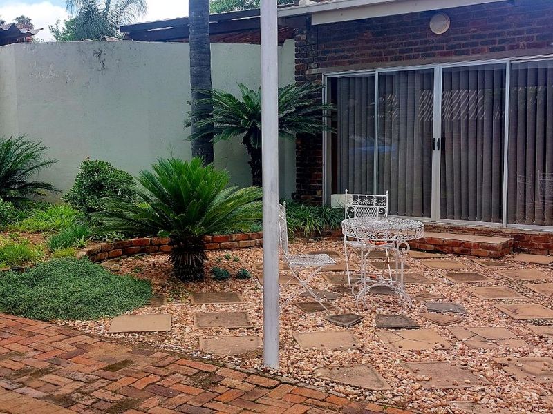 House For Sale in Fauna Park - Photo 5