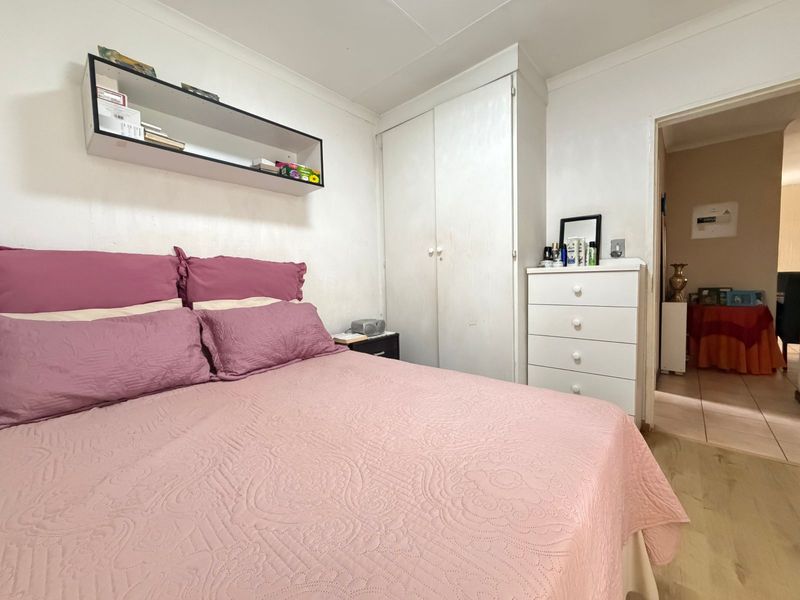 Townhouse For Sale in Randpark Ridge - Photo 10