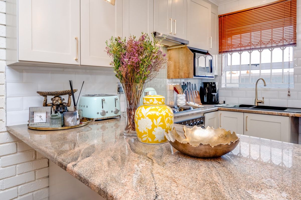 Townhouse For Sale in Krugersdorp North - Photo 4