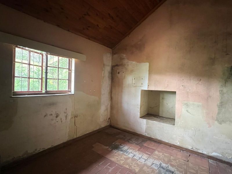 House For Sale in Montclair - Photo 4