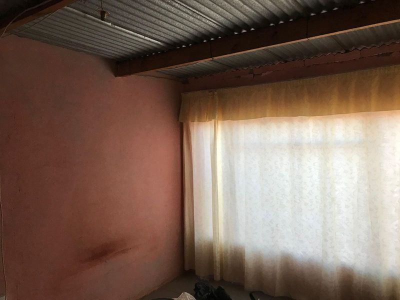 House For Sale in Utlwanang - Photo 3