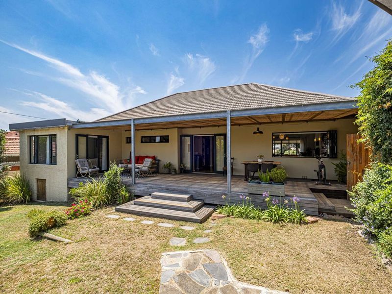 House For Sale in Parsons Hill - Photo 2