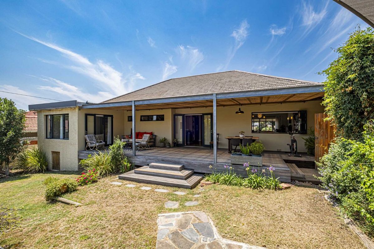 House For Sale in Parsons Hill - Photo 2