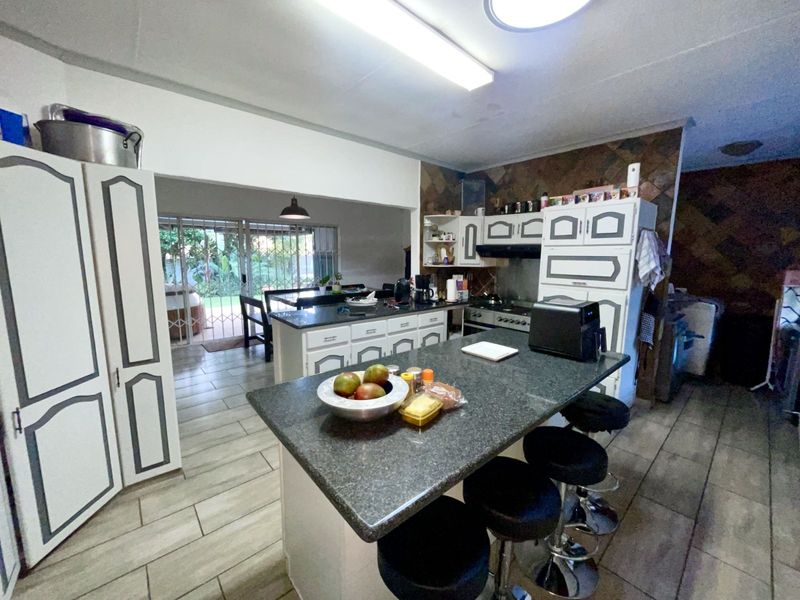 House For Sale in Rooihuiskraal - Photo 7