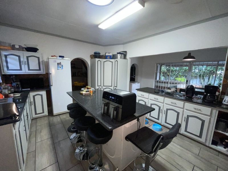 House For Sale in Rooihuiskraal - Photo 6